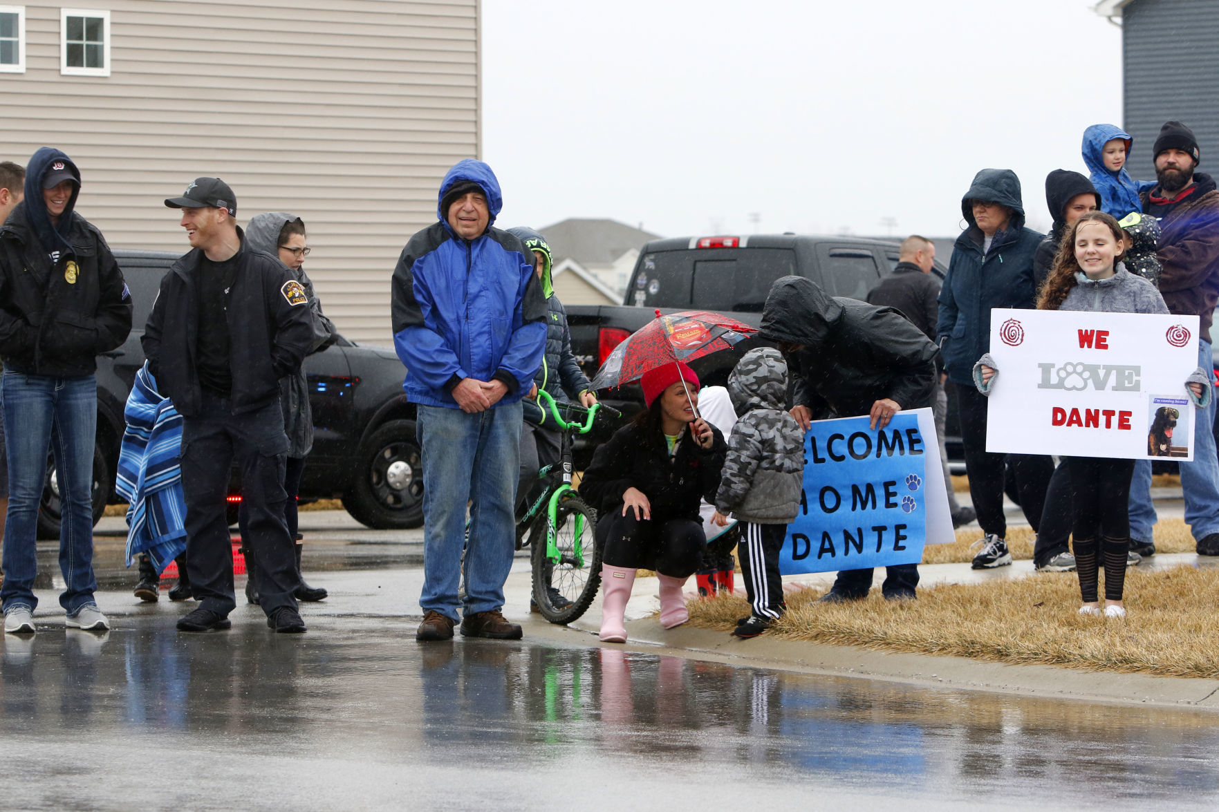 Gallery: K-9 Dante's return